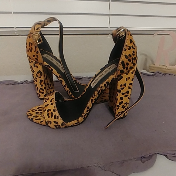Leopard Print Steve Madden Chunky heels - Picture 2 of 5
